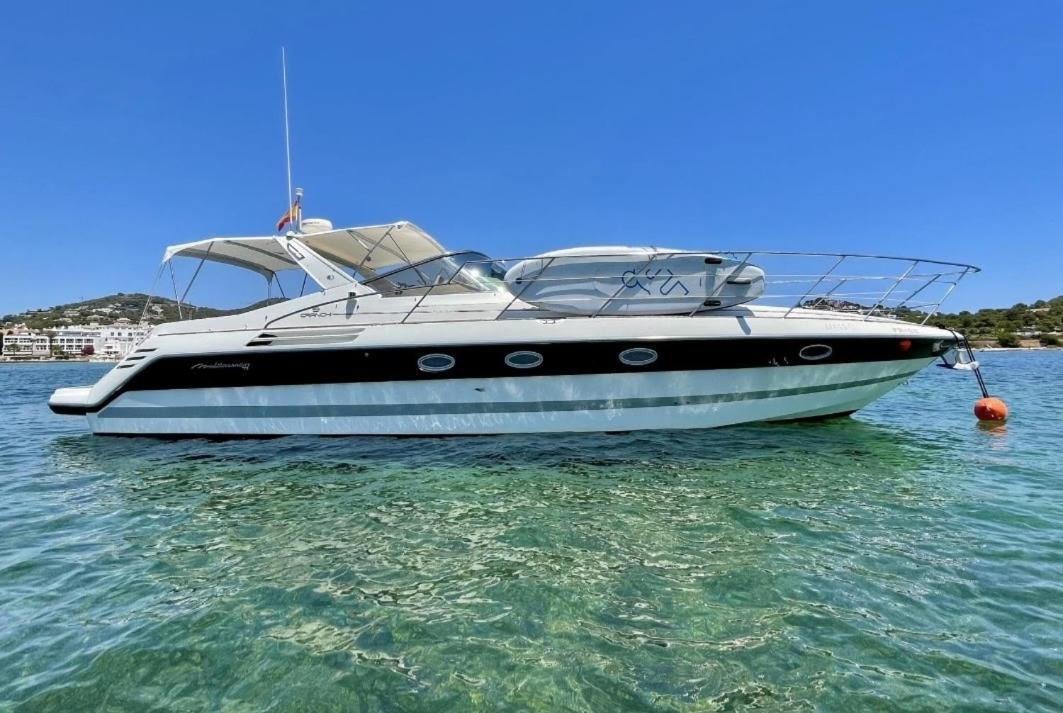 Cozy Yacht Lodge In Barcelona With Boat Tour Option Sant Adrià de Besòs Exterior foto